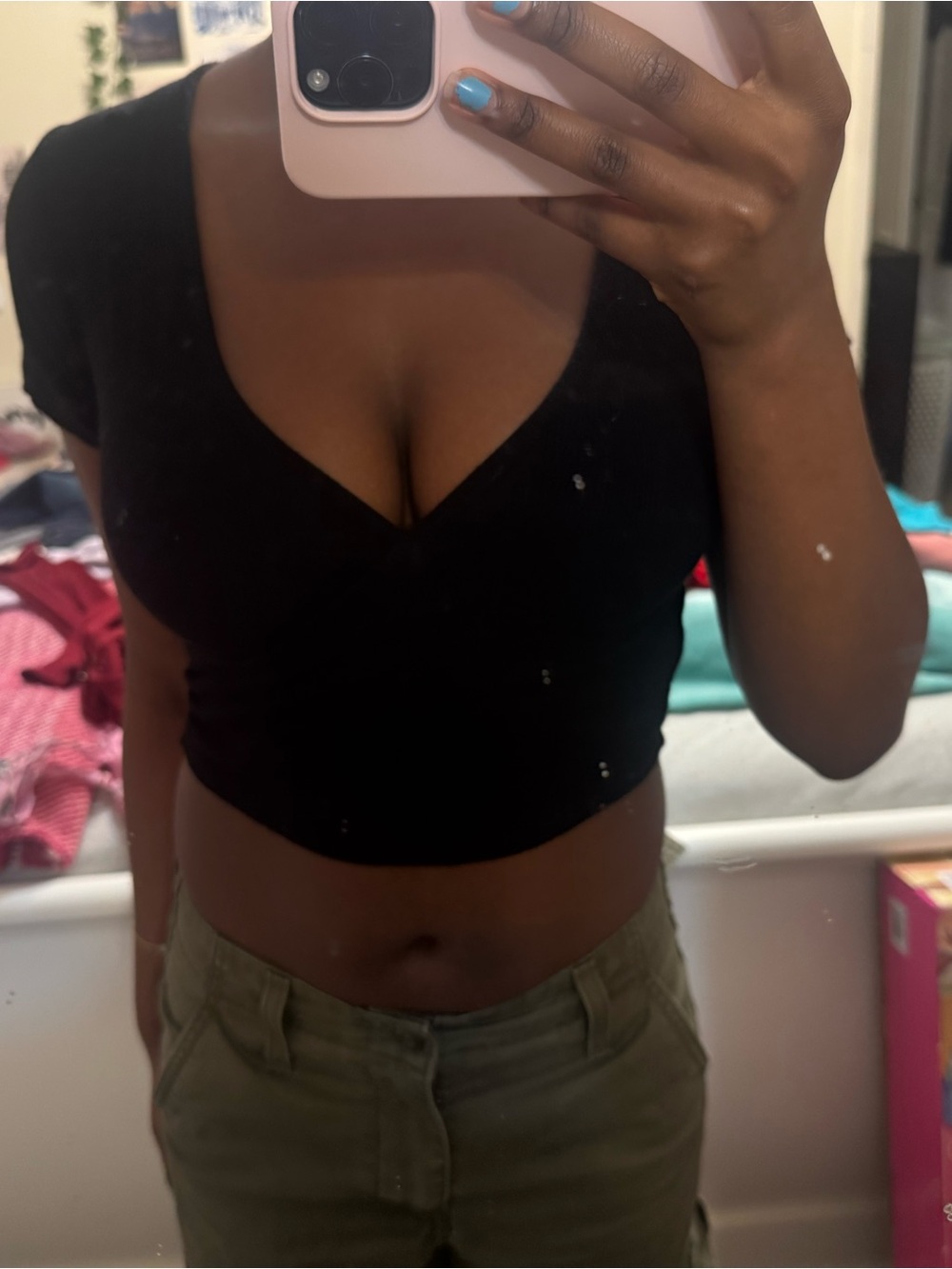 Vintage Y2k Black V-Neck Crop Top - Women's Short Sleeve